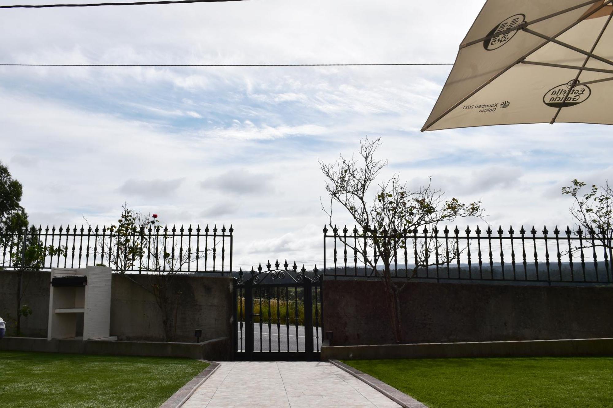 Вилла Casa Cal Da Rosins Мухия Экстерьер фото
